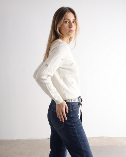 ON MODEL - ANUR (NE DIRATI)_G03 TOP_2026-09-10_00-49-07